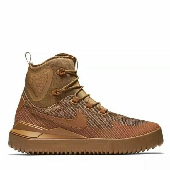 NIKE AIR WILD MID BOOTS 916819 200 - Picture 2 of 8